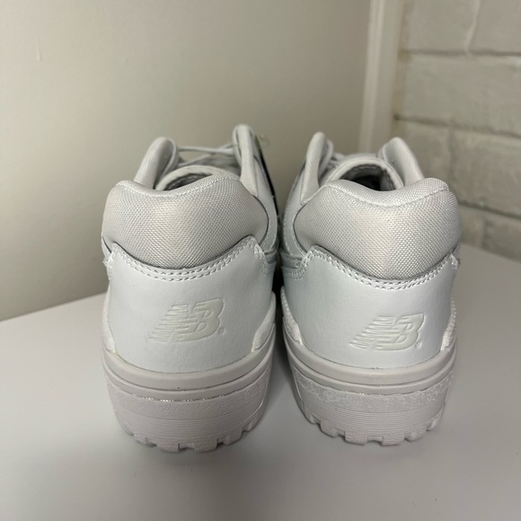 NEW BALANCE 550 | M-8.5 W-10 - Picture 3 of 4
